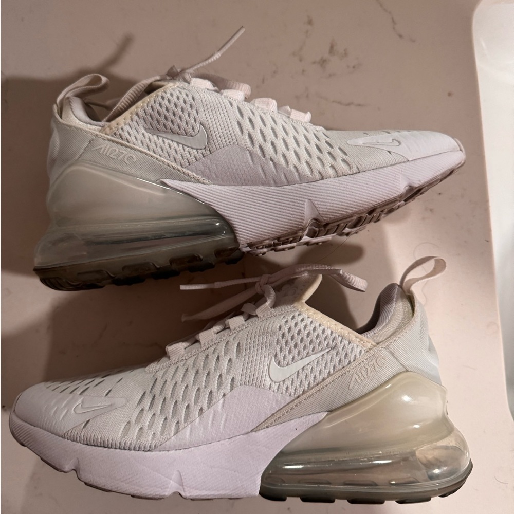 Nike AirMax 270
